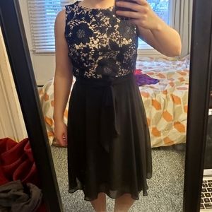 Sleeveless Black Lace and Chiffon Midi Dress 8P